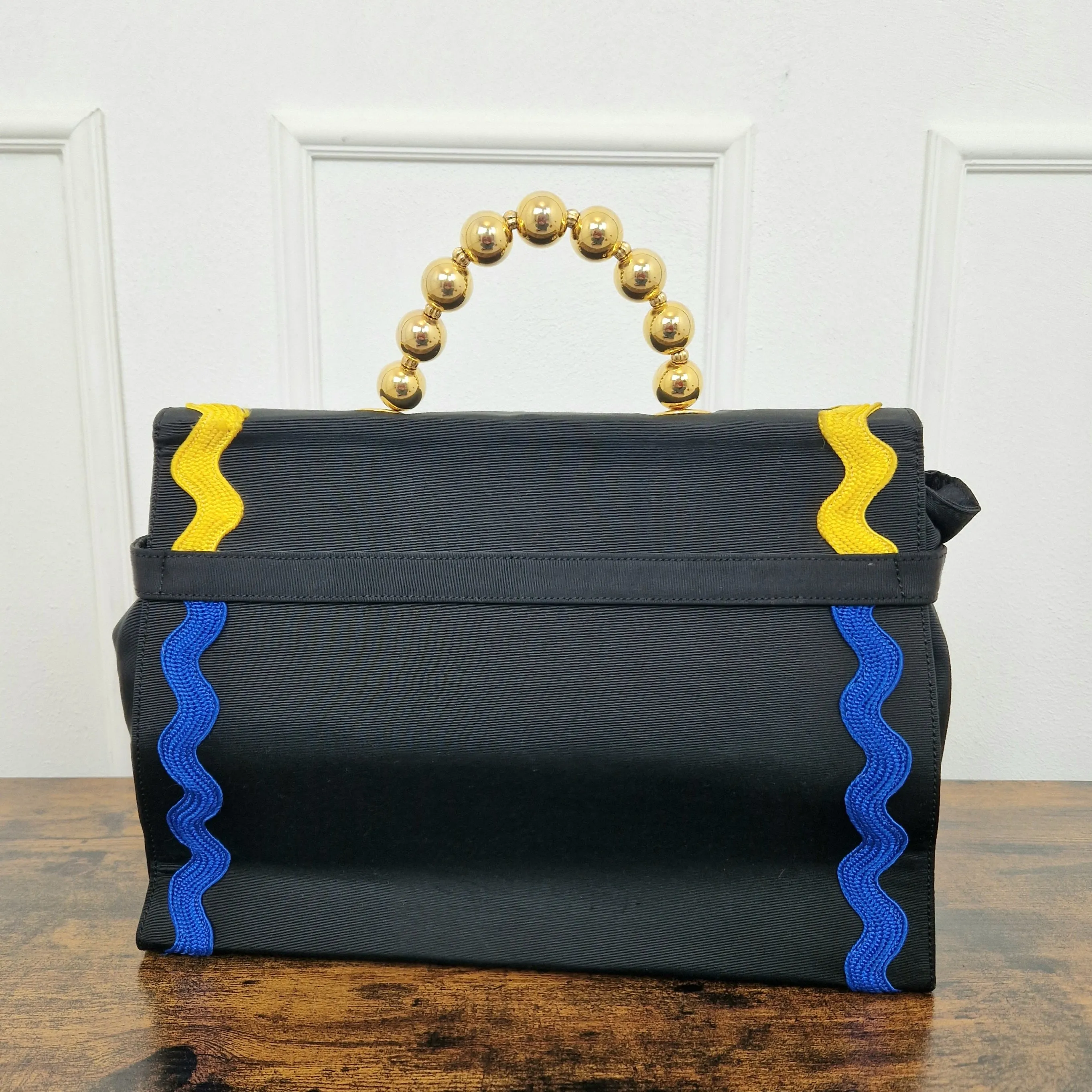 Borsa Moschino manico bolle oro