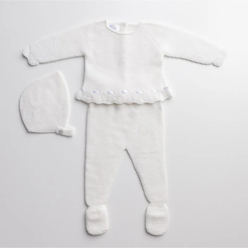 Lazo Three Piece Knitted Outfit for Newborns – 100% Organic Cotton (Available in 4 Colors)