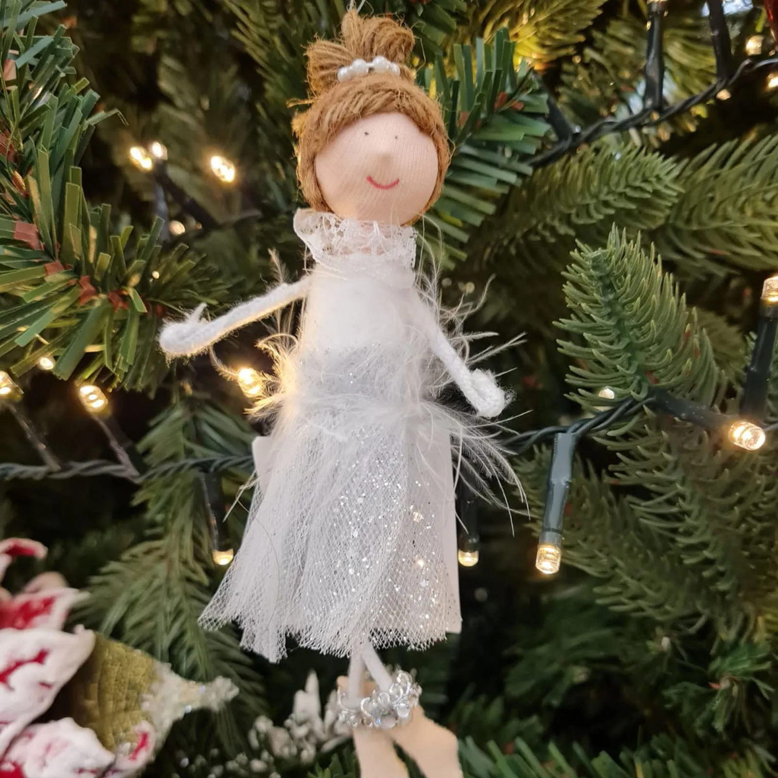 Pendaglio ballerina in pezza h 19 cm, pallina per albero di natale addobbi natalizi